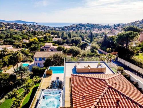 Cavalaire-sur-Mer Villa | Villa de Luxe Vue Mer Les Oiseaux du Paradis