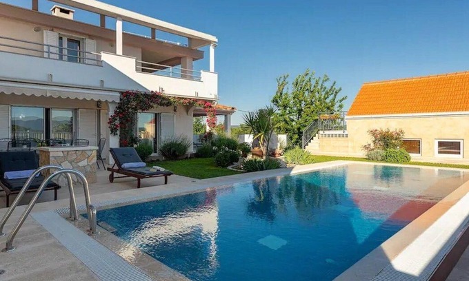 Sestanovac House | Villa Delić