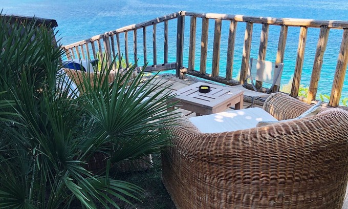 Briatico Villa | Villa delle Sirene, for 7 people and the beach within walking distance