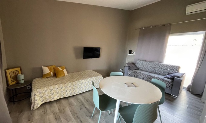 Santa Giulia Villa | Villa-Deluxe-Wet room-Sea view