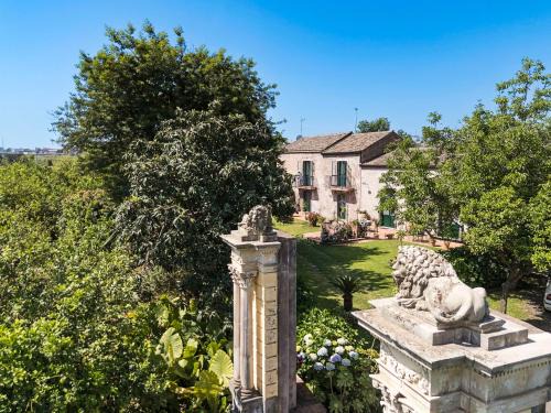 Coste Villa | Villa Due Leoni