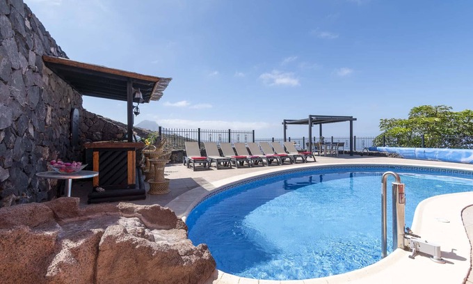 Armenime Villa | Villa El Mirador