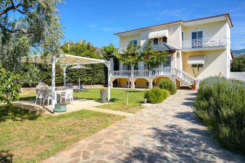 Megalos Prinos Villa | Villa Eleonas