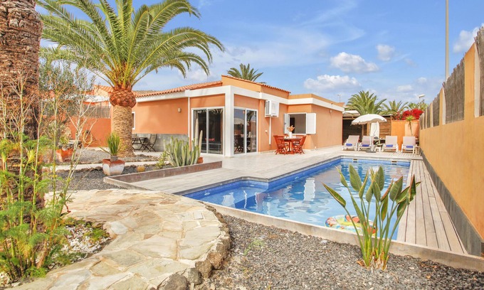 Parque Holandes Villa | Villa Elisa with pool two bedrooms for 4 persons