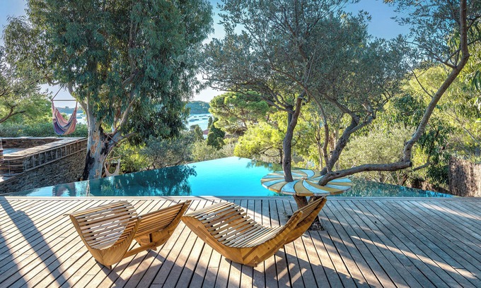 Cadaques Ski Chalet | Villa en Portlligat