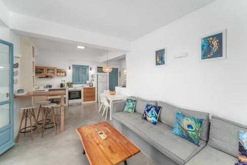 Kalamitsi Villa | Villa Etoni, amazing sea views, infinity pool