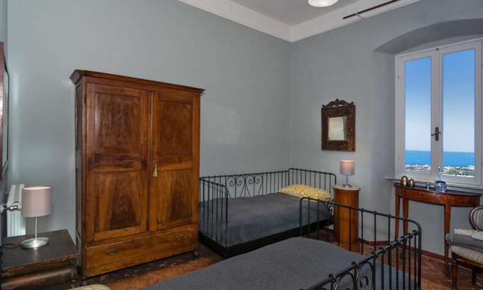 Livorno Bed & Breakfast | Villa Eugenia