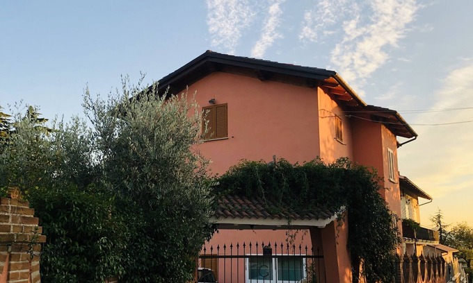 Costacciaro Apartment | Villa Fiorella Apartment, nel Cuore del Parco del Monte Cucco