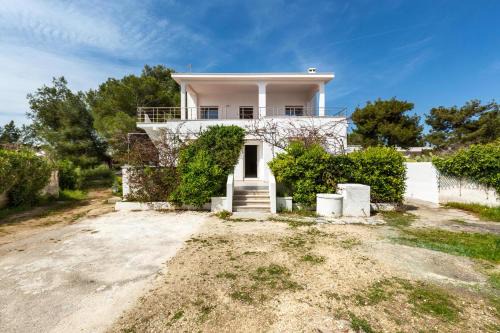 Campomarino di Maruggio Apartment | Villa Fiorezza by BarbarHouse