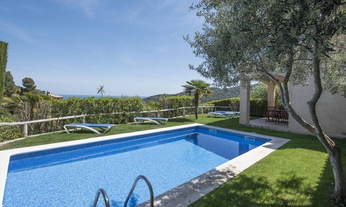 Sa Riera Villa | Villa "Flor Begur" with Sea View, Private Pool & Wi-Fi