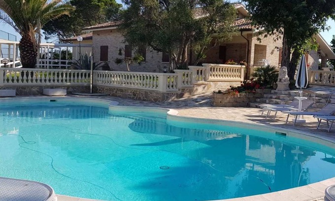 Fano House | Villa Giardino degli Eventi