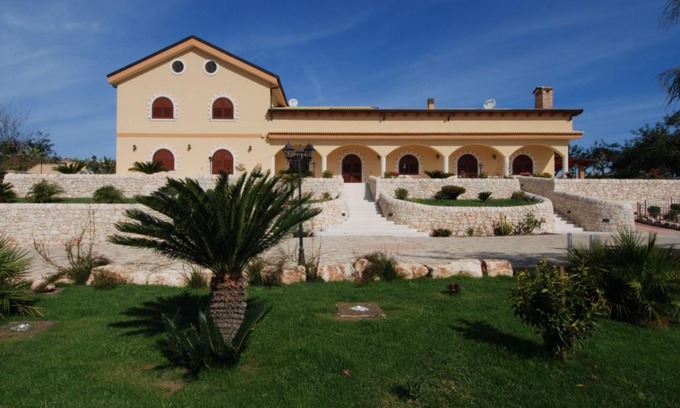 Santa Croce Camerina Bed & Breakfast | Villa Giulia - Sicilian Luxury Garden