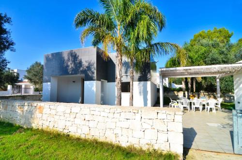 Torre Colimena Villa | Villa Giusi con Jacuzzi nel Boomerang Village a Torre Colimena