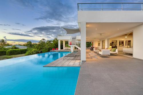 Les Terres Basses Villa | Villa Grand Palms