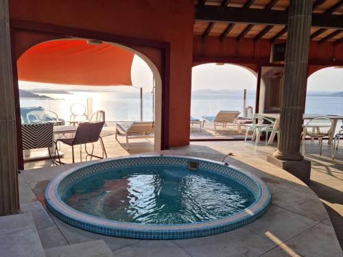 Ile du Levant House | Villa HELIADE -Ile du Levant