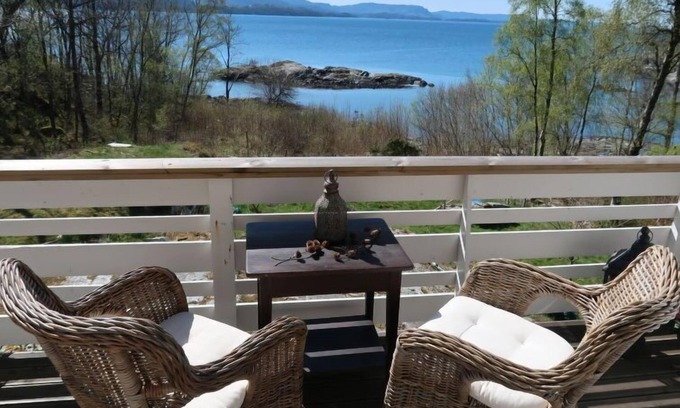 Fusa House | Villa Hjartnes by Interhome