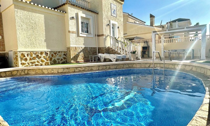 Gran Alacant Villa | Villa Holiday GA Centre Private Heated Pool