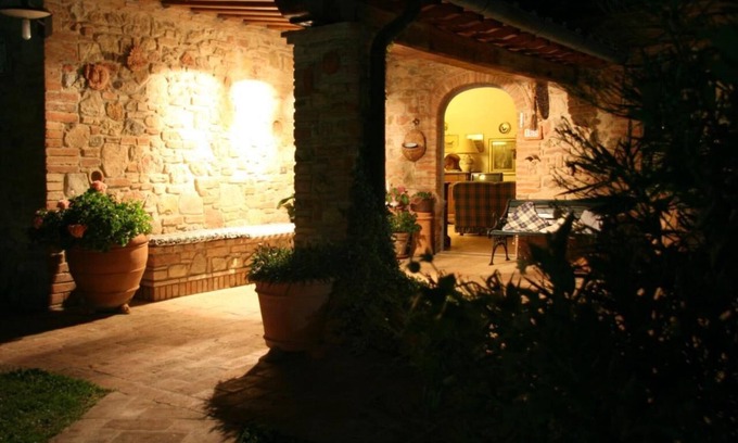 Il Castagno Villa | VILLA "IL CASOLARE" POOL FRONT VILLA WITH 3 BEDROOMS AND 2 BATHROOMS