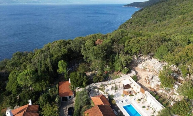 Porozina Villa | Villa Imortele aria with pool by Villas Guide