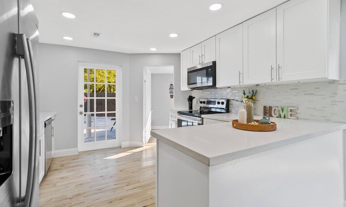 Sunset House | Villa in Fort Lauderdale