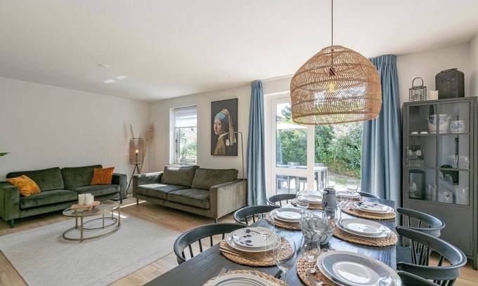 Julianadorp aan zee Villa | Villa in Julianadorp near the Beach