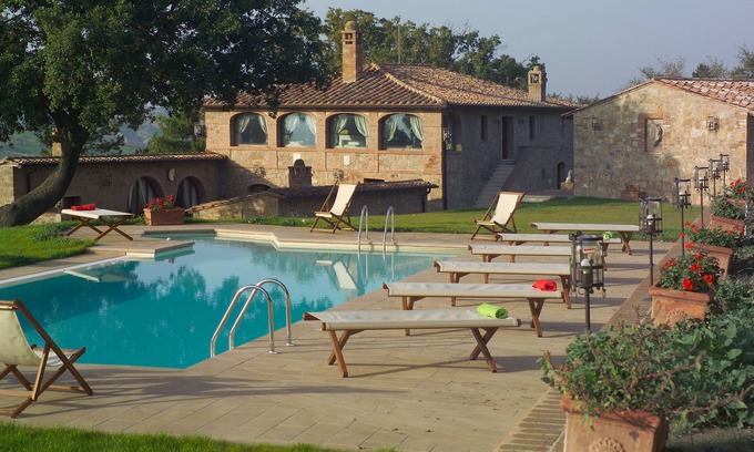 Pienza House | Villa in Monticchiello with pool,Airconditioning,BBQ,Garten,Table tennis,sleep14