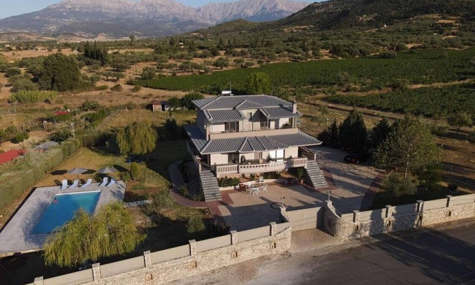 Mitopolis Villa | VILLA IN NATURE