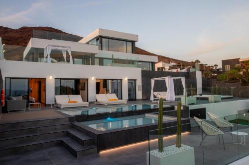 Playa Blanca Villa | Villa Infinity