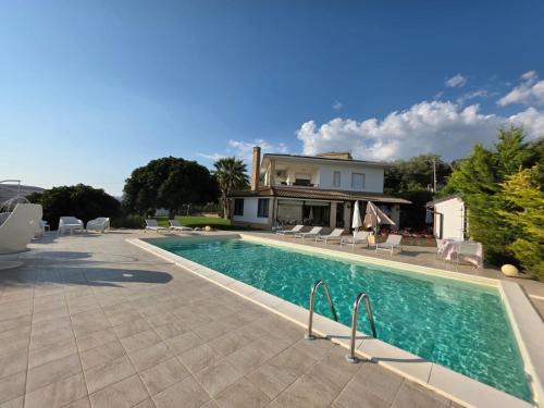 Canicatti Villa | Villa Irene