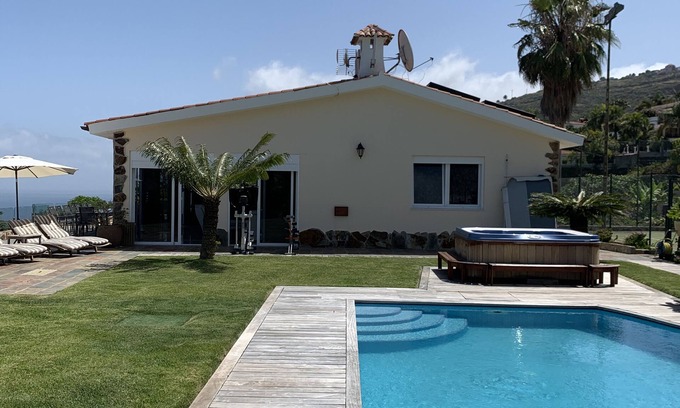 Sauzal House | Villa Irina