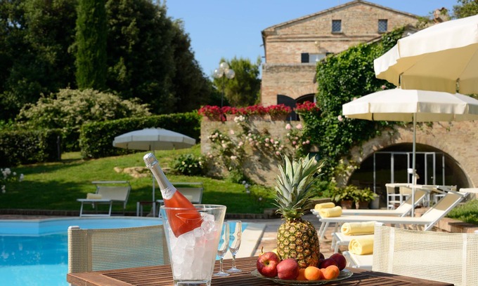 Rupoli Villa | Villa rent with swimingpool, garden, tenniscurt, near the sea