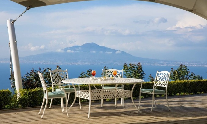 Sant'Agata sui Due Golfi Villa | Villa Alcina - Private villa with pool near Sorrento