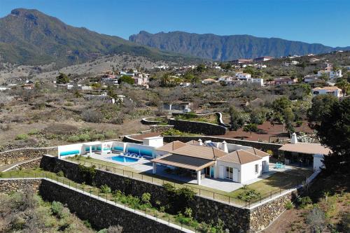 Tajuya Villa | Villa Javier La Palma