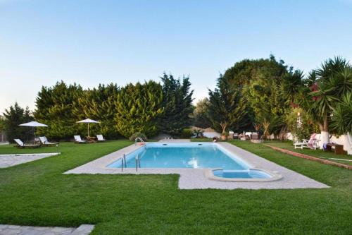 Lakopetra Villa | Villa John Dimeon Kato Achaia With Pool - Happy Rentals