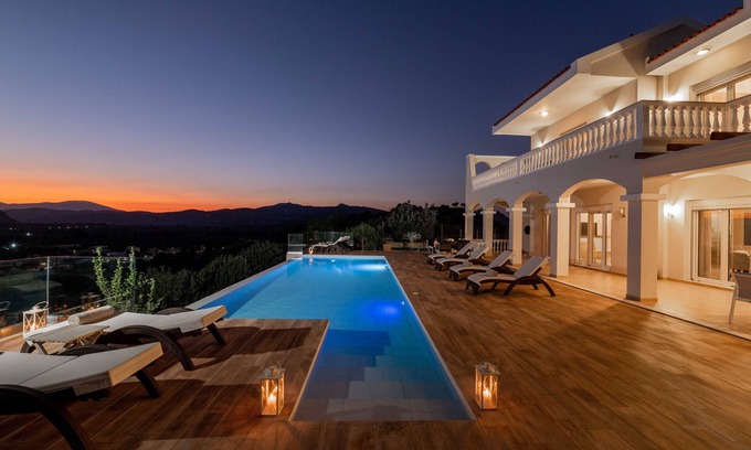 Archangelos Villa | Villa Kamos