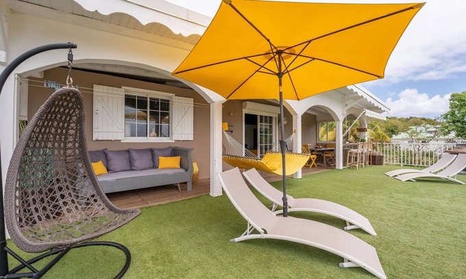 Saint-Francois Apartment | Villa Kaz'a Dubédou sleeps 9