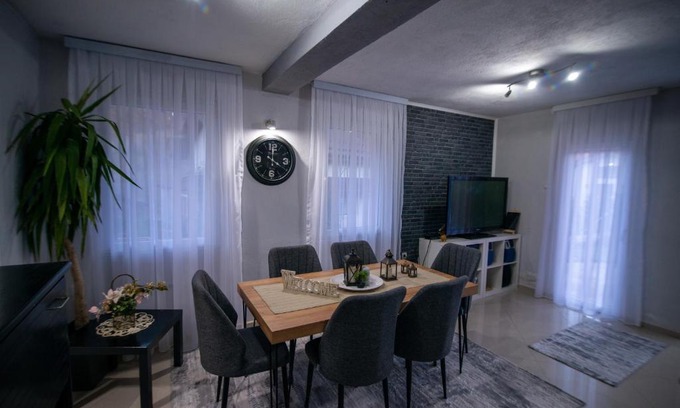 Nizepole Villa | Villa KIKO Mountain Village