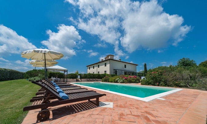 Le Piazze Villa | Villa la Fenice - Homelike Villas