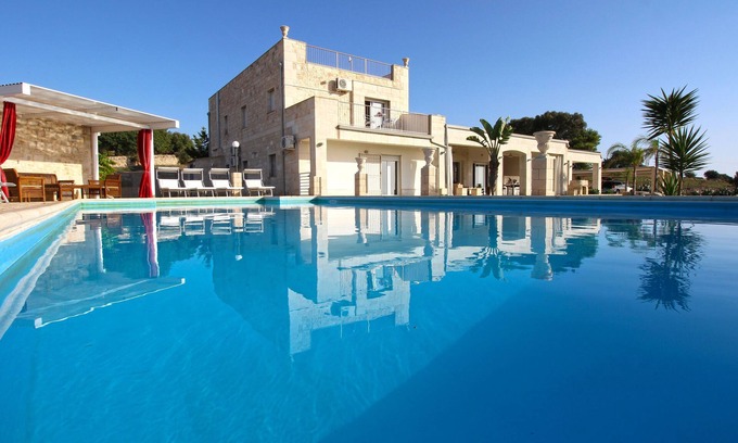 Santa Croce Camerina Villa | Villa La Ganza - Six Bedroom Villa, Sleeps 12