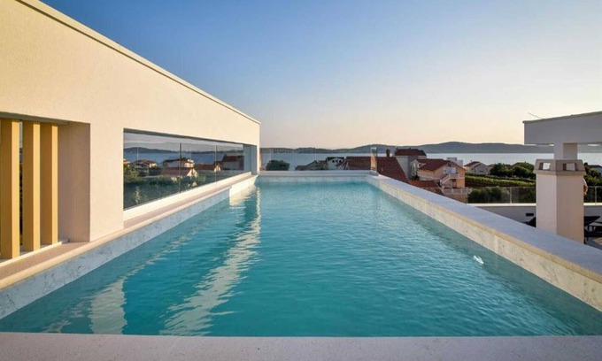 Bibinje Apartment | Villa La Perla Apt A1 with heated rooftop pool
