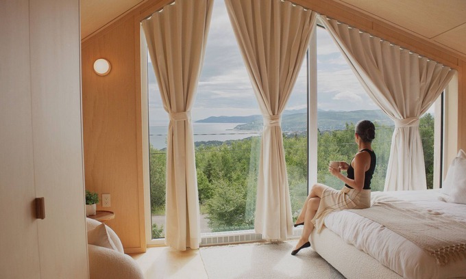 La Malbaie Villa | Villa LaBranche: Great views on the Saint-Lawrence and the forest