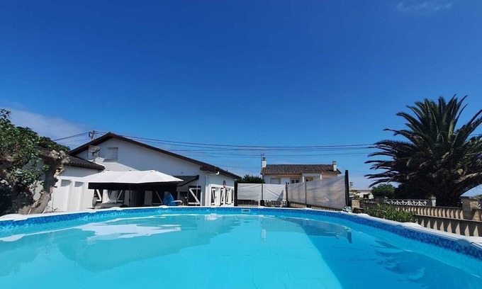 Barreiros House | VILLA LAS CATEDRALES | SWIMMING POOL | BEACH FRONT |
