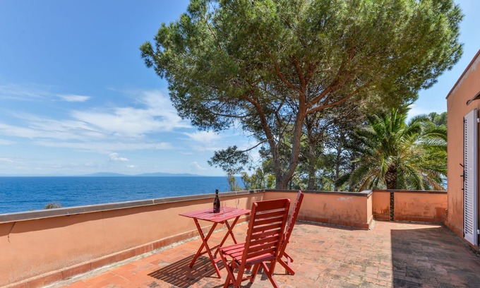 Capo D'arco Villa | Villa "Le Terrazze Exclusive" with Sea View & Shared Pool
