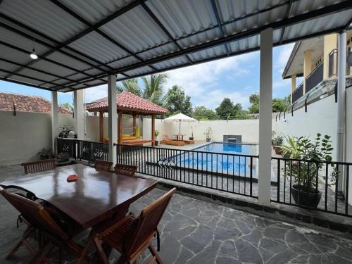 Tjimadja Villa | Villa Leni