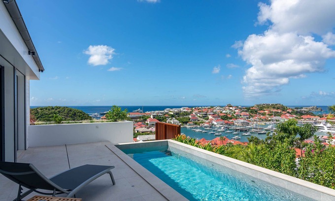Lurin Villa | Villa Les Grenadines (4 bedrooms)