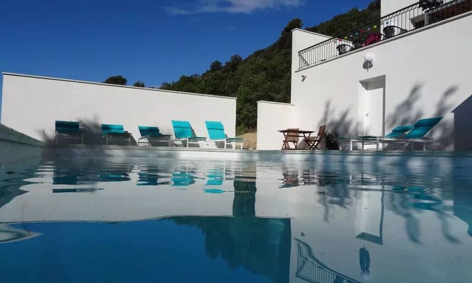 Allemagne-en-Provence Villa | "Villa Limounie" with Heated Pool and Private Bathrooms in Every Room