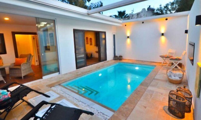 Bitez Villa | Villa Lillium - One Bedroom Villa, Sleeps 2