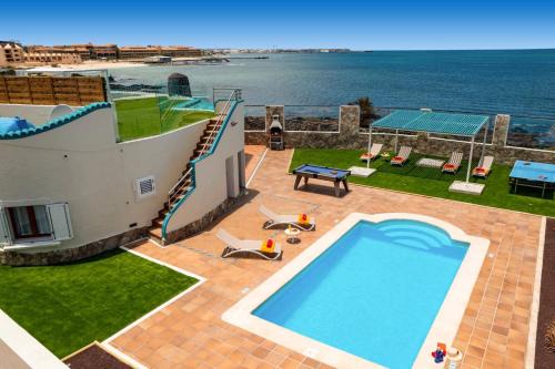 Corralejo Villa | Villa Lobos by Villa Plus