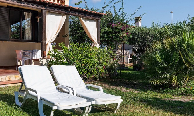 Costa Rei Villa | Villa 'Lucia' with Private Terrace, Wi-Fi and Air Conditioning