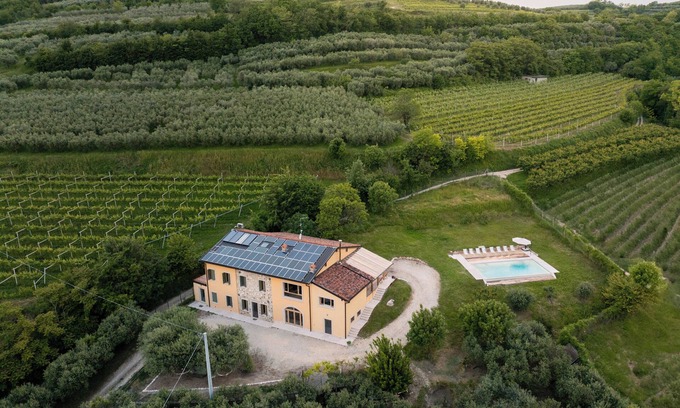 Mezzane di Sotto House | Villa Madamadorè